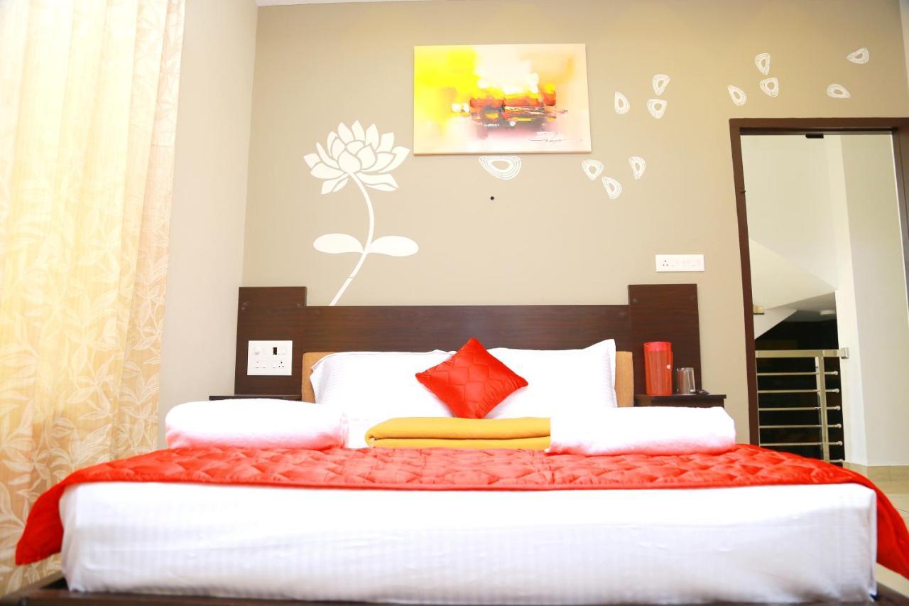 Hotel Metro Residency à Kochi Extérieur photo