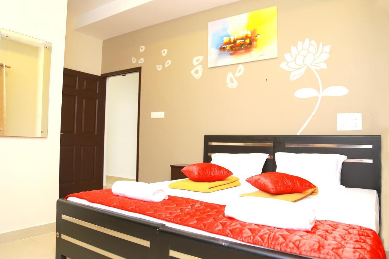 Hotel Metro Residency à Kochi Extérieur photo
