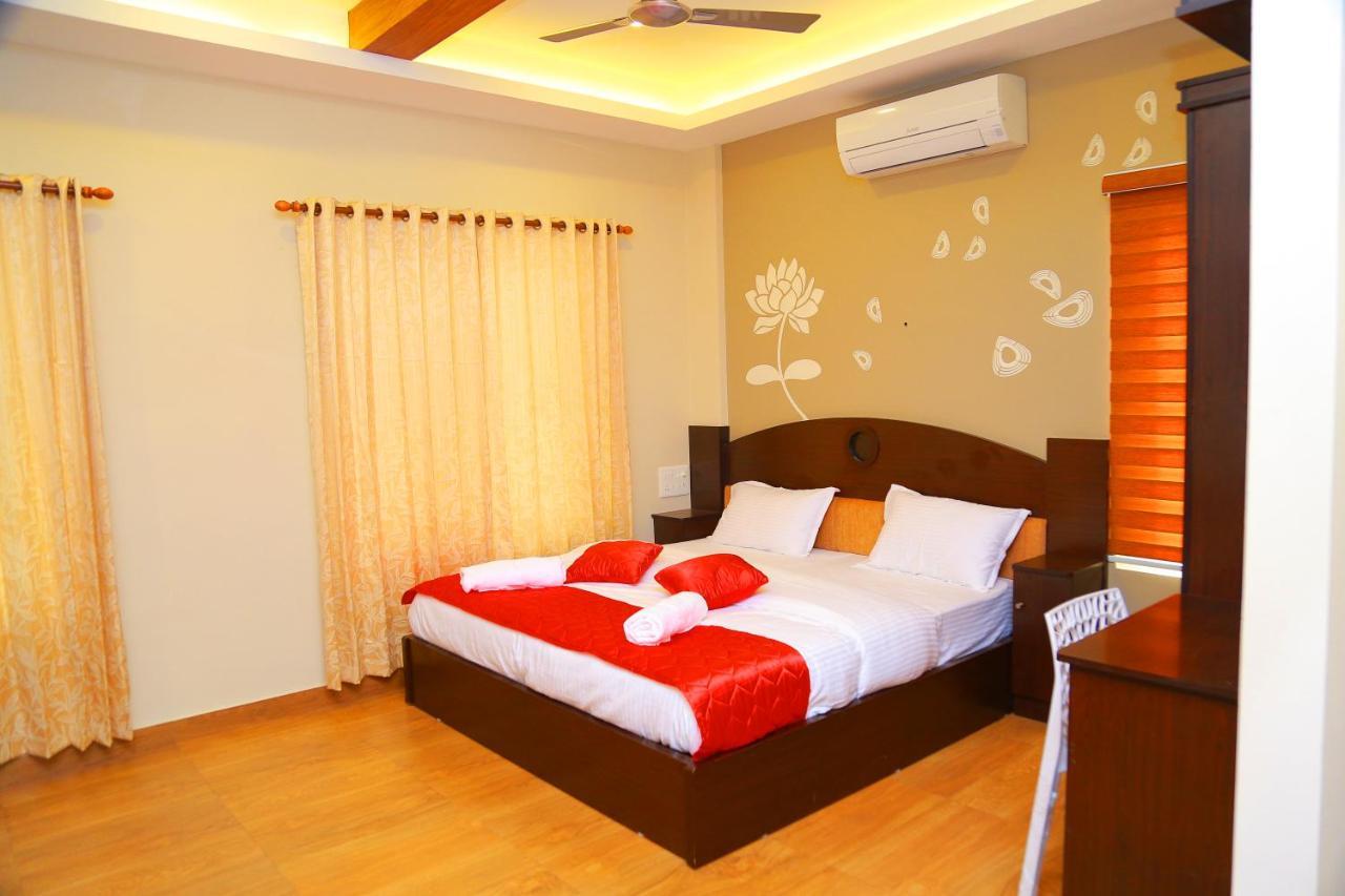 Hotel Metro Residency à Kochi Extérieur photo